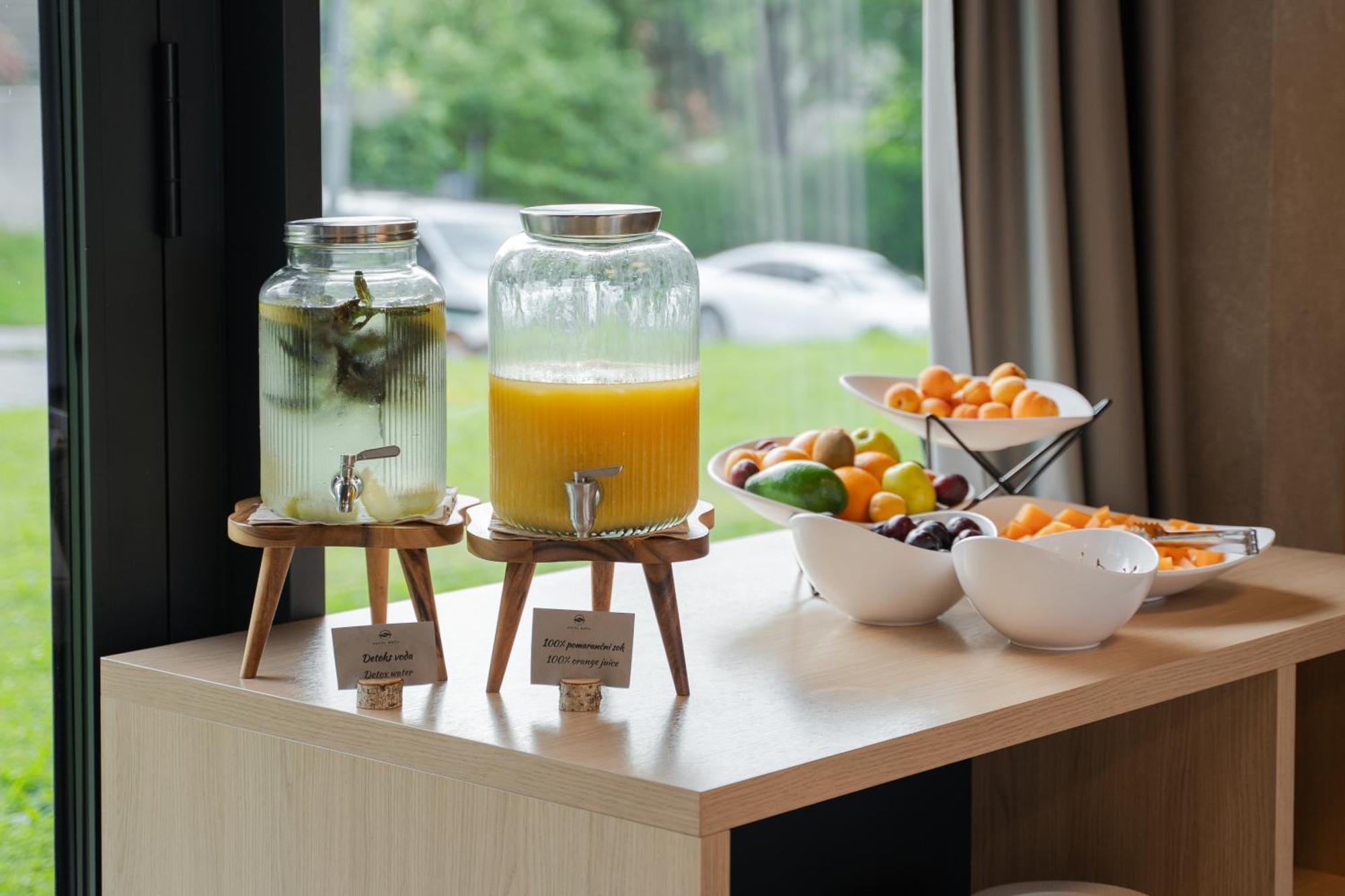 Hotel Soca Бовец Екстериор снимка