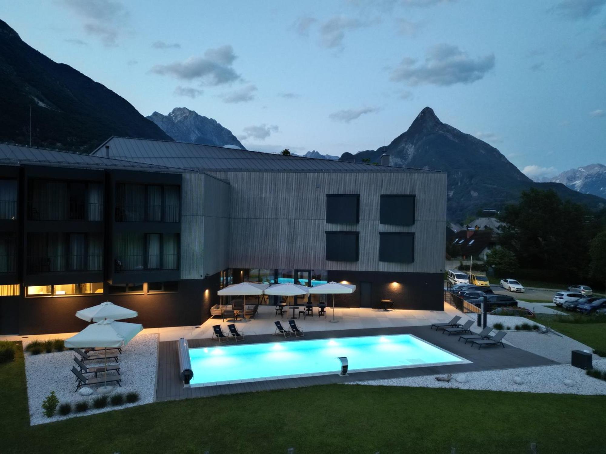 Hotel Soca Бовец Екстериор снимка