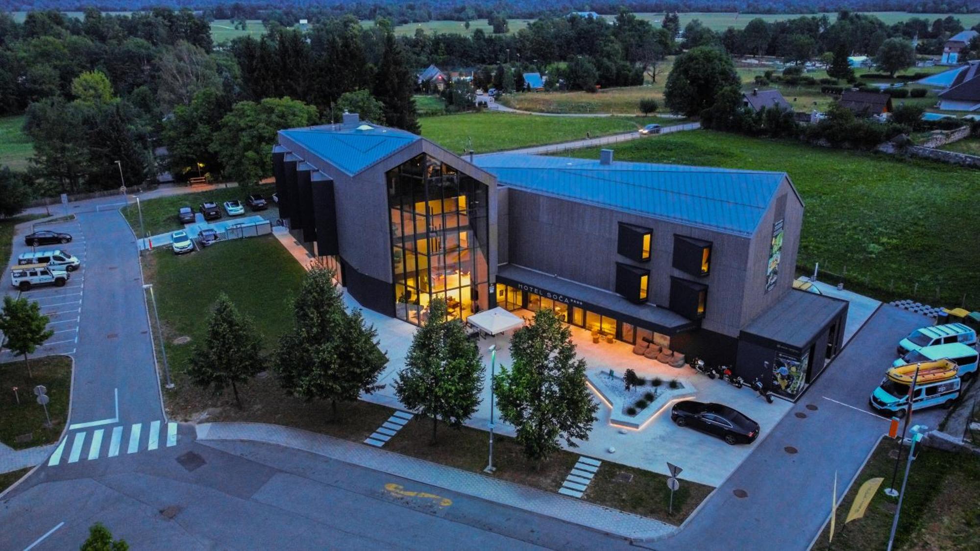 Hotel Soca Бовец Екстериор снимка